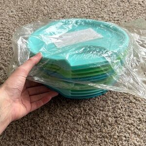 Pampered Chef Outdoor Picnic/Party Plates Set of 11 - 6 New in original bag